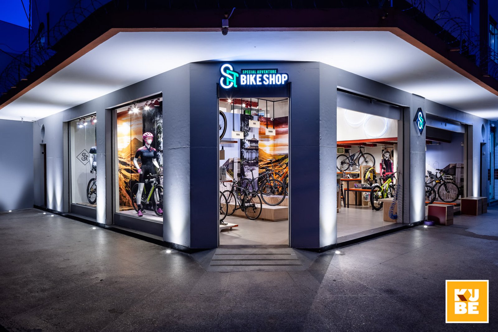 Kube Arquitetura 设计的特别冒险自行车店，里约热内卢 – 巴西