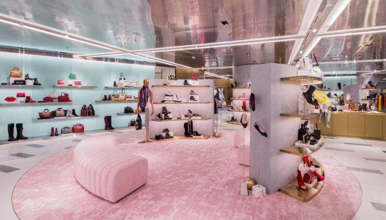 Studio Four IV 推出 Harvey Nichols 香港购物体验