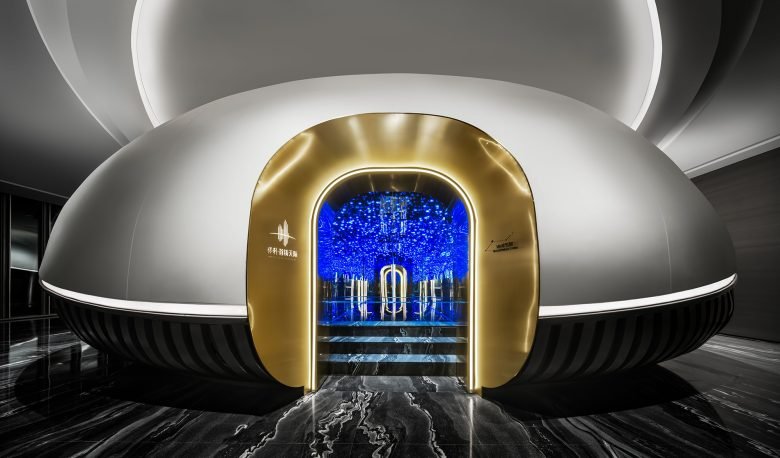 保利丰盛销售中心天际线花园，T.K. 楚设计