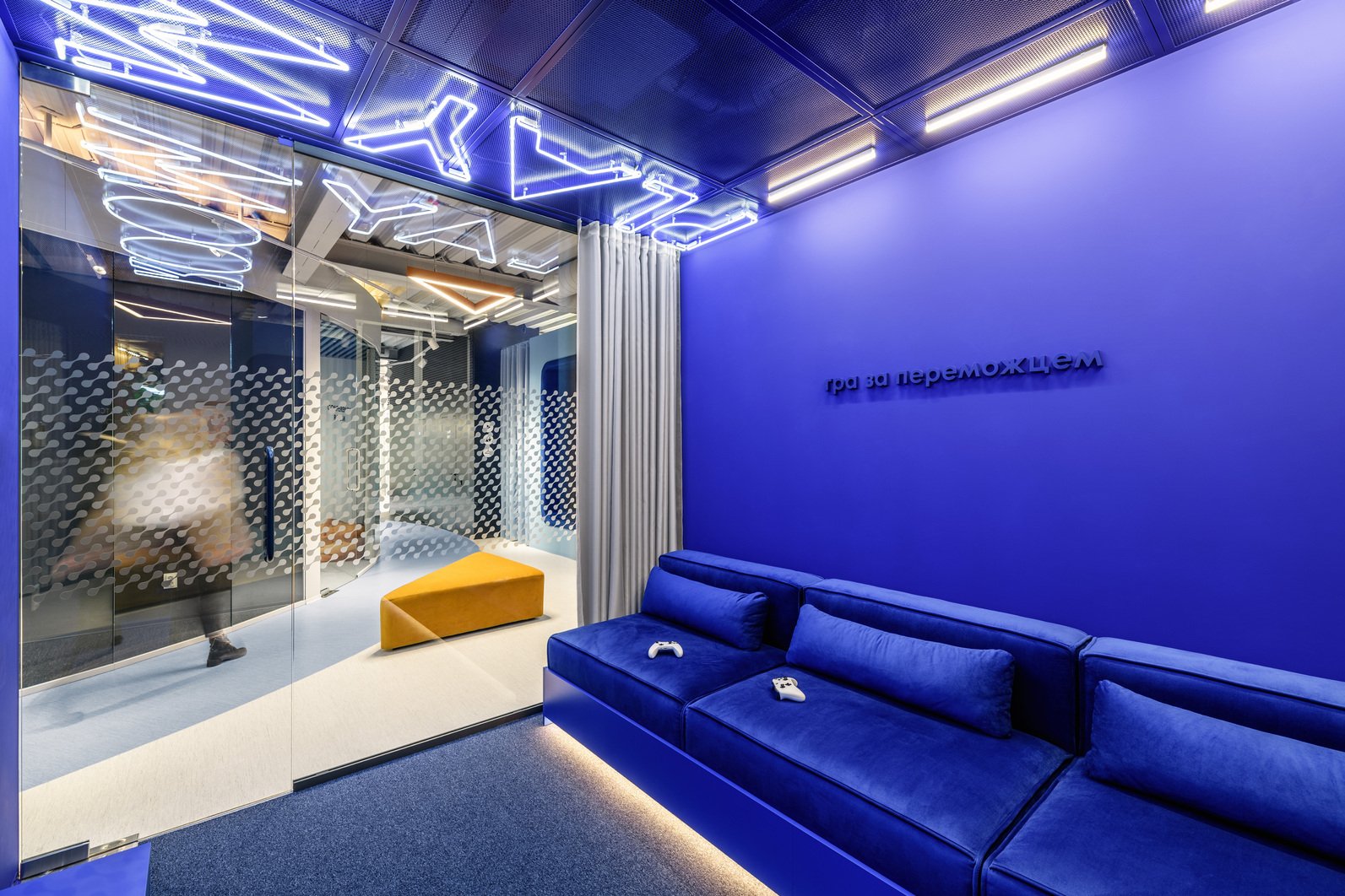 TAK OFFICE 设计的 IONE GAMES 办公室