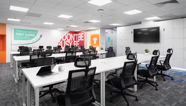 令人惊叹的办公室——不是太大,但很困难,令人惊叹。 令人惊叹的办公室——不是太大,但很困难,令人惊叹。