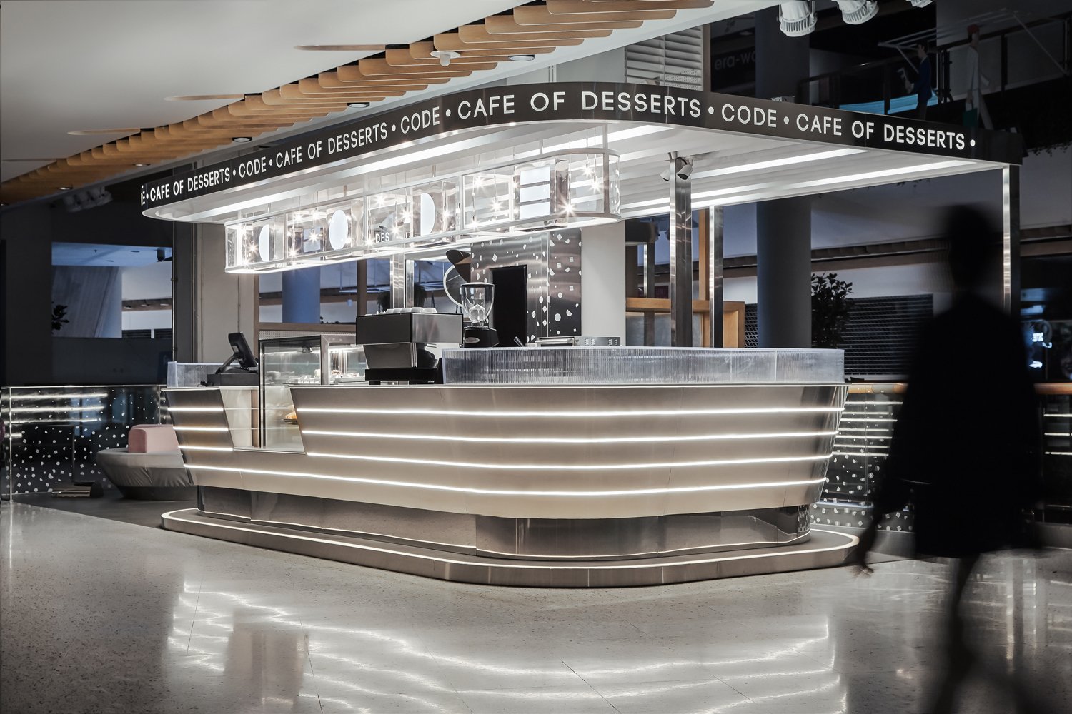 Taste Space 设计的 C O D E（甜点爱好者咖啡馆）