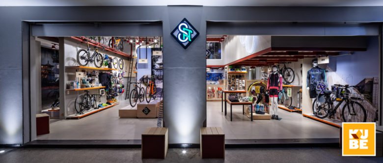 Kube Arquitetura 设计的特别冒险自行车店，里约热内卢 – 巴西