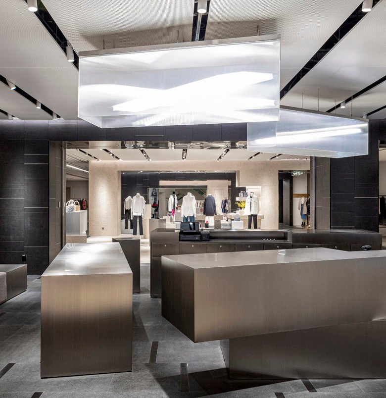 节奏、几何与空间：Réel 当代时尚，上海