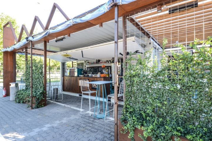 146 我爱咖啡，黄色办公室建筑