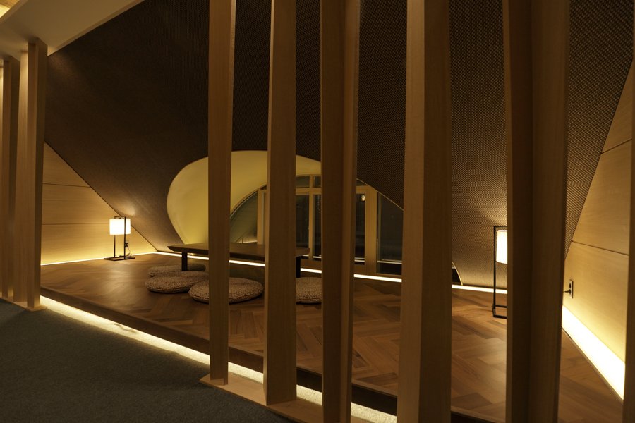 PUBLIC  BEAUTY – DESIGN SUBJECT 假時空間 (false space-time)