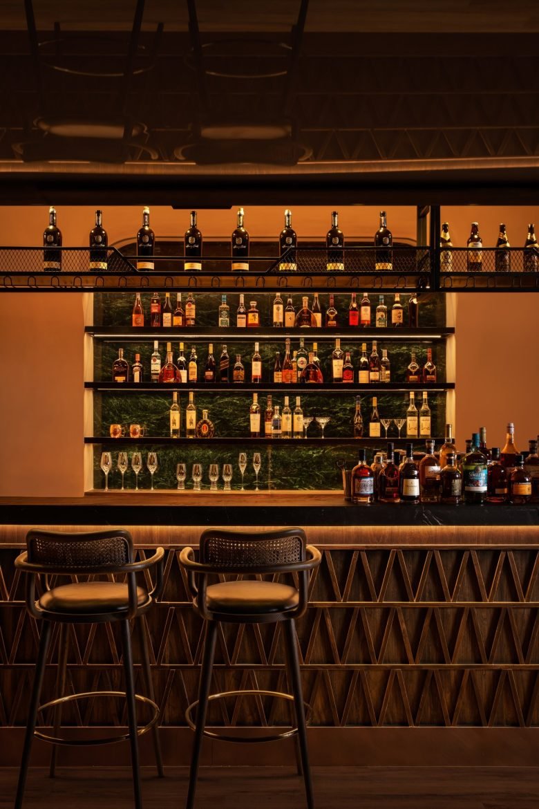 Yue Bo Ban Shan Hotspring Hotel