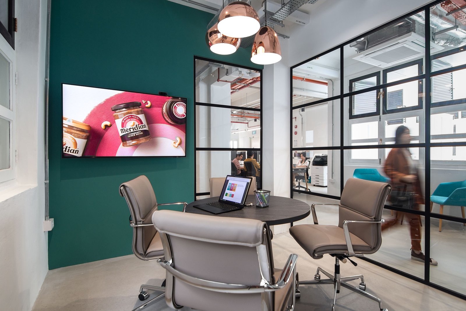 防弹新加坡工作室