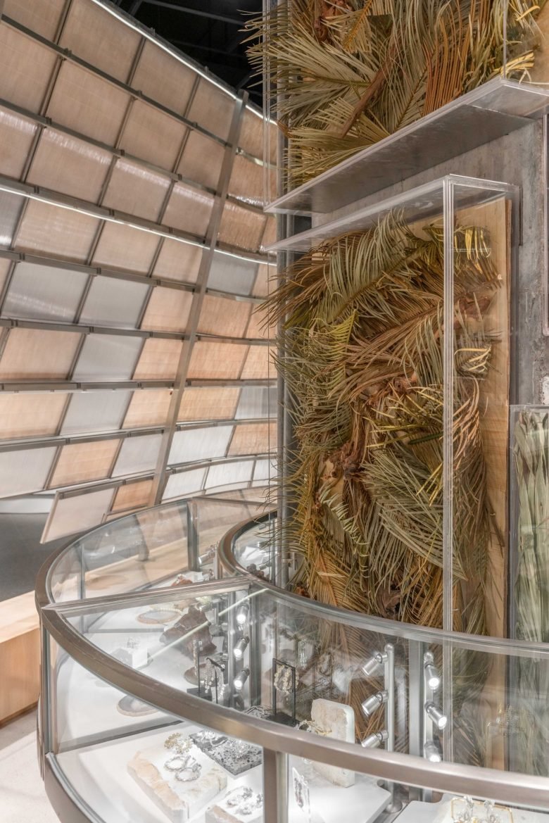 TFD 中国深圳旗舰店 by PMT Partners