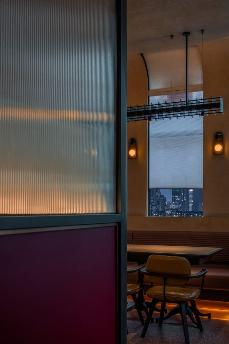 明城商城的 BURANO 意大利餐厅——多款简约设计