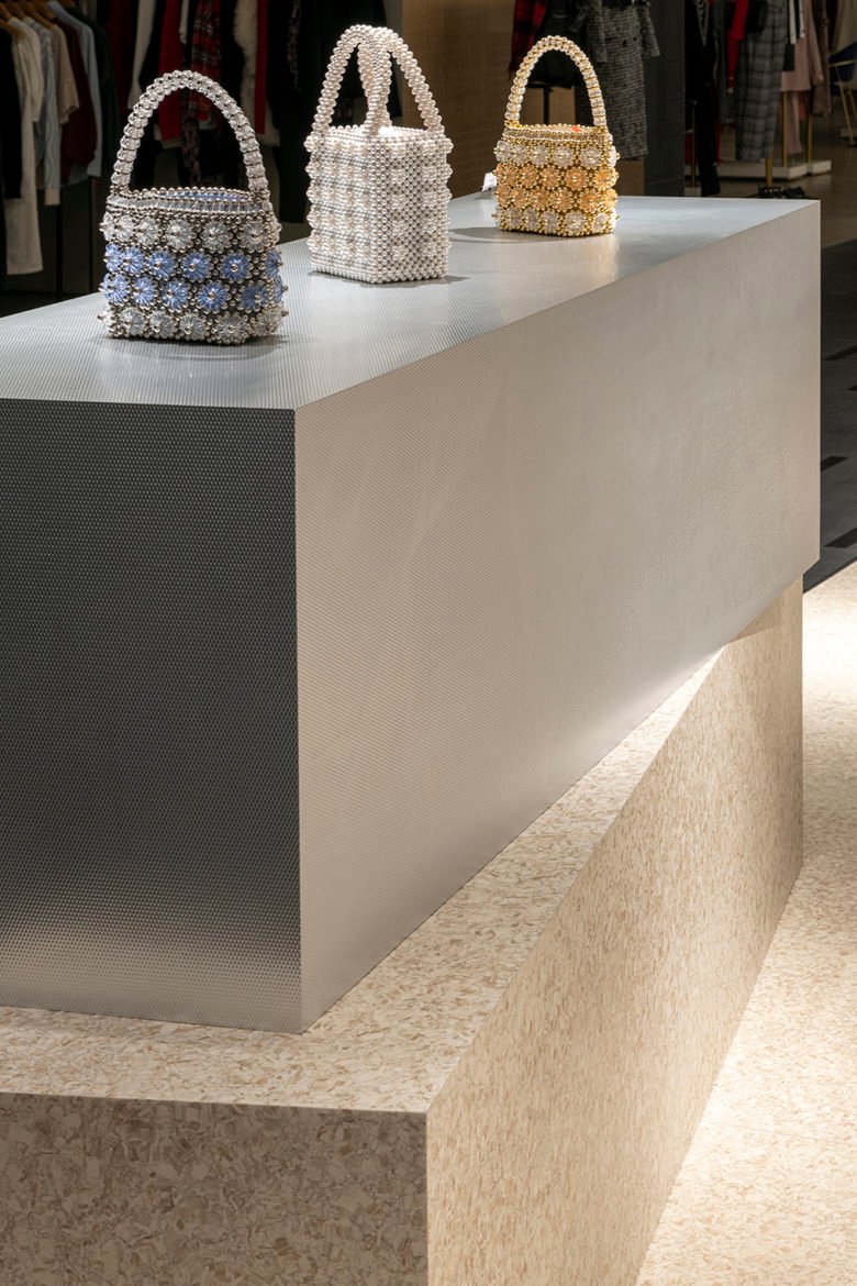 节奏、几何与空间：Réel 当代时尚，上海