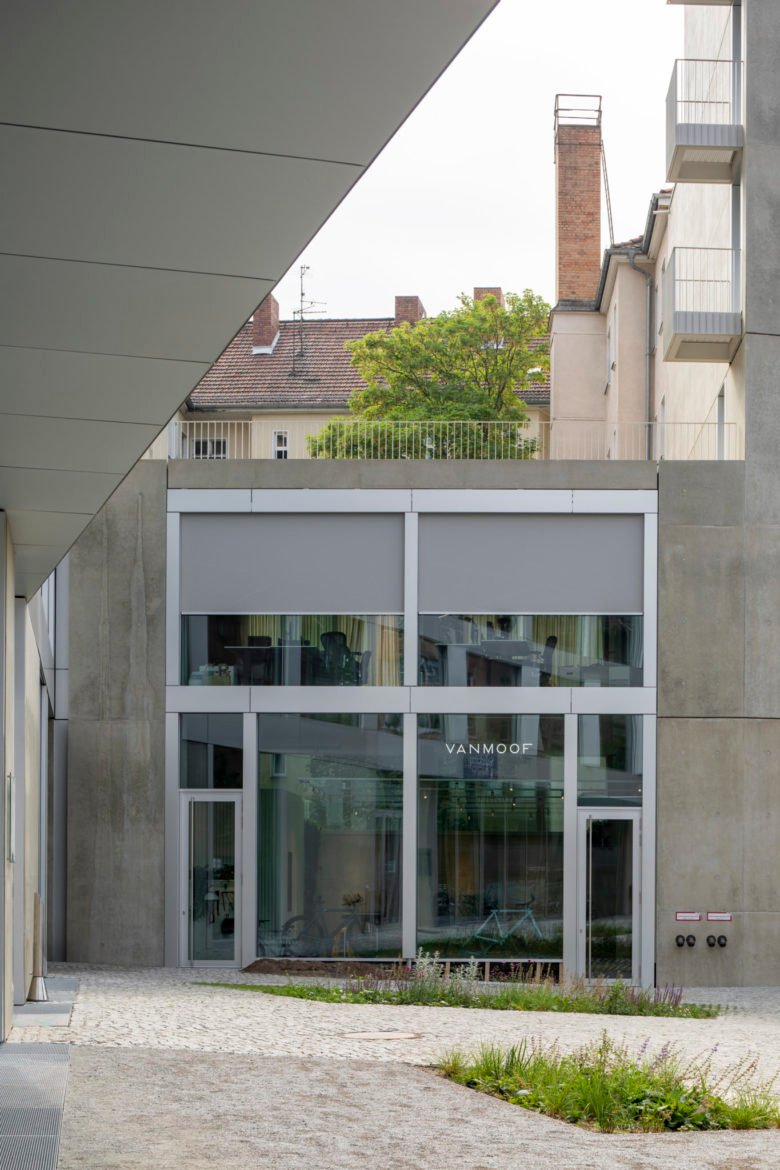 凡穆夫品牌店 凡穆夫品牌店