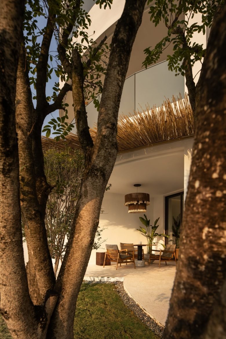 Yue Bo Ban Shan Hotspring Hotel