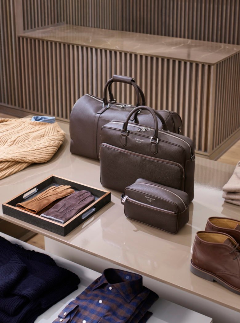 杰弗里·哈奇森建筑事务所设计的新彼得·米勒商店向芝加哥建筑致敬