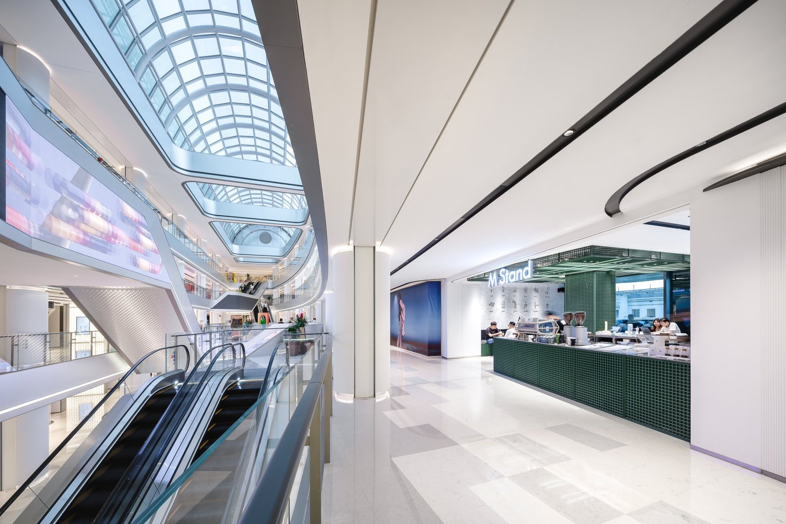 中信广场装修 | 像素中的像素：让历史悠久的商业角焕然一新