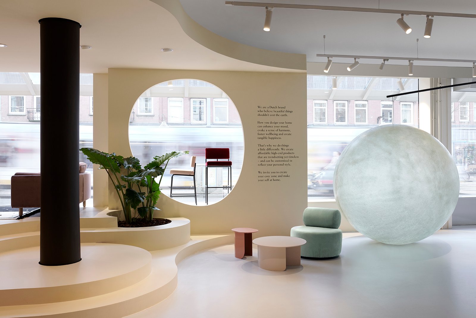 S-P-A-C-E 项目设计阿姆斯特丹节旗舰店 S-P-A-C-E 项目设计阿姆斯特丹节旗舰店