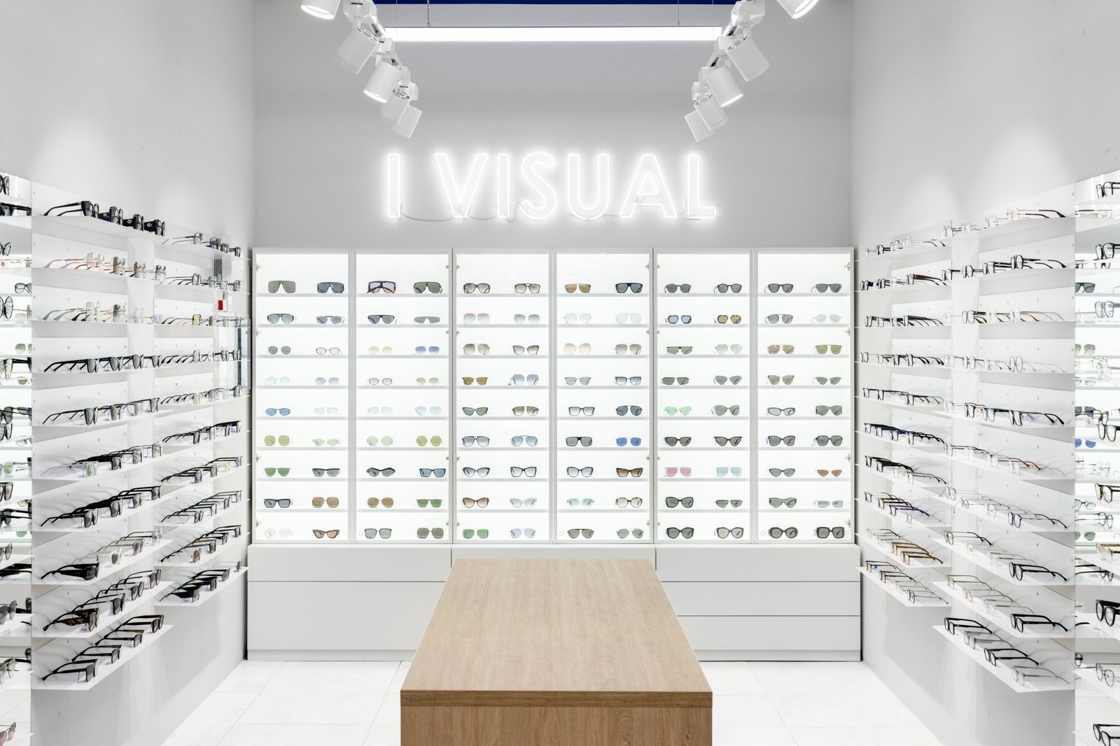 SIMPLI 的 IVISUAL 商店