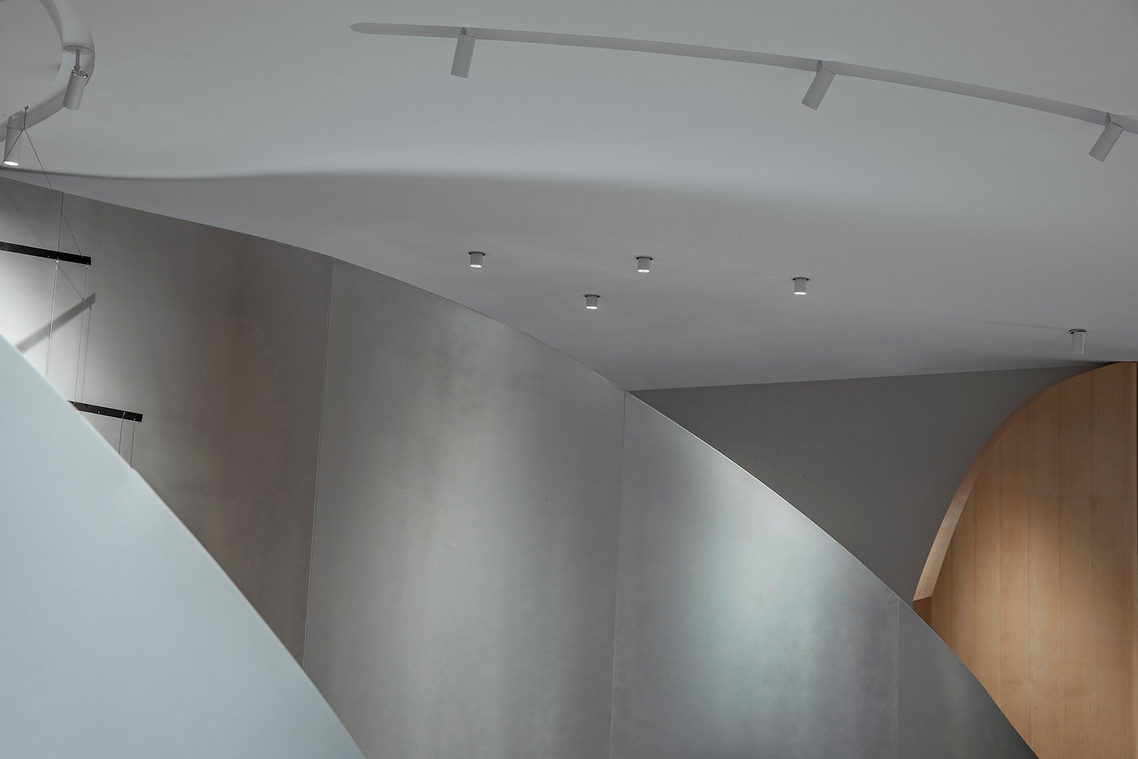 北京居然之家魔宝智能影音店 by AYZ STUDI O