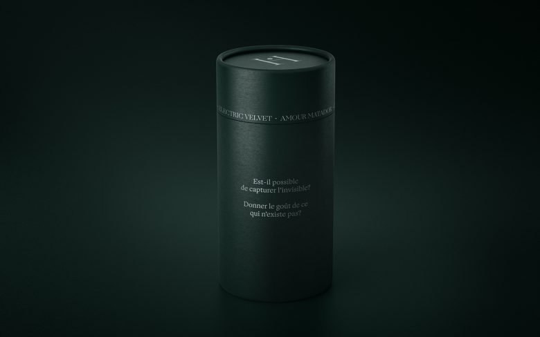 一种现象身份预示着一次灵魂的航行