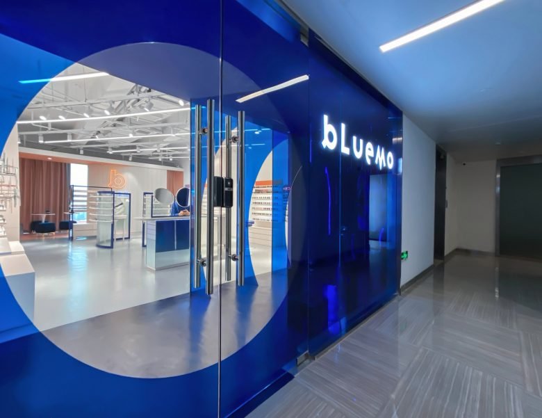 BLUEMO 眼镜 – 空间与精神