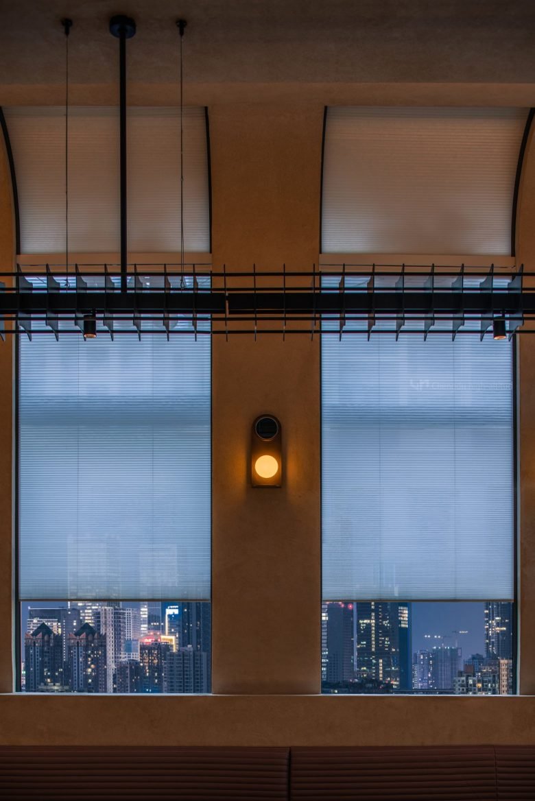 明城商城的 BURANO 意大利餐厅——多款简约设计