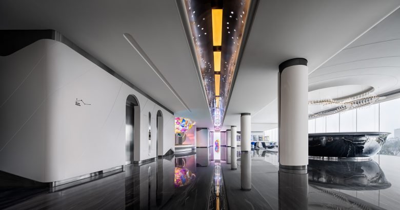 保利丰盛销售中心天际线花园，T.K. 楚设计