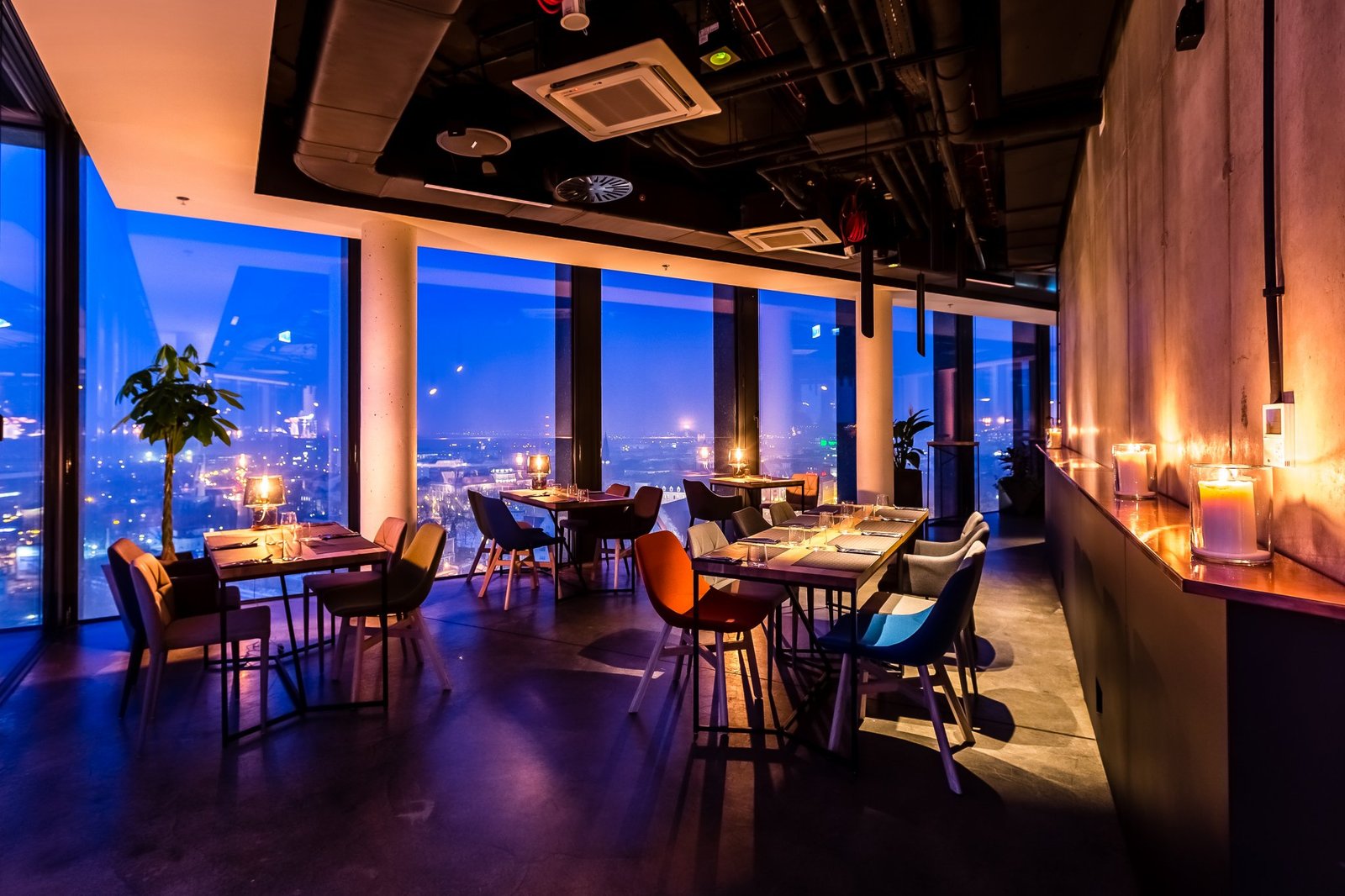 东方建筑师的穆斯酒吧