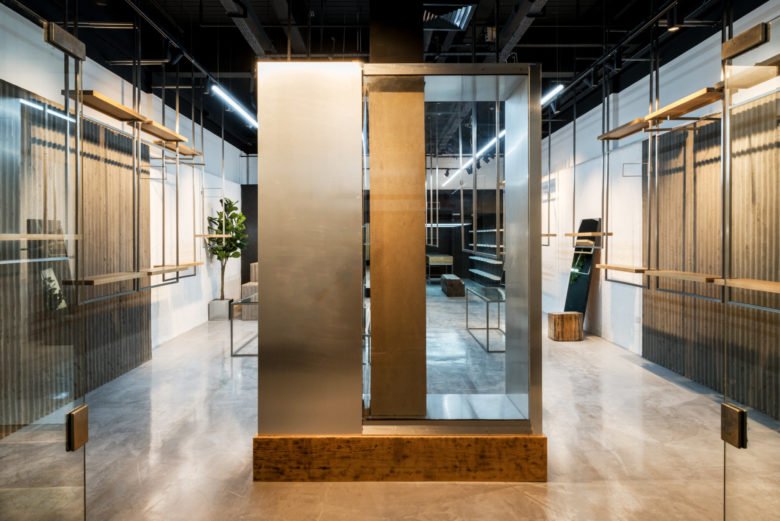 兄弟二兄弟奢侈品店；谢菲尔德