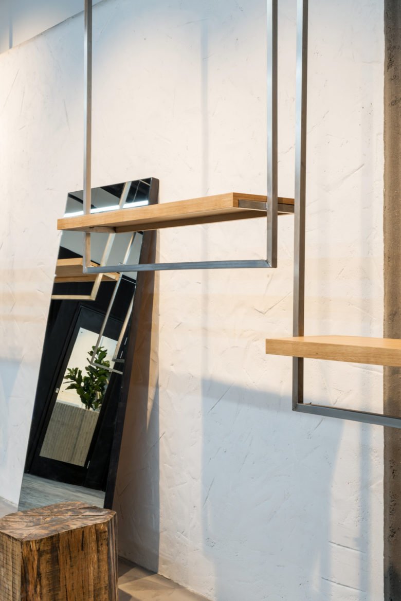 兄弟二兄弟奢侈品店；谢菲尔德