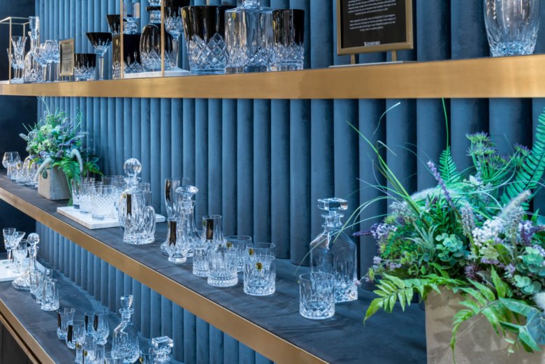 Studio Found 在 Harrods 新室内设计部门打造韦奇伍德 (Wedgwood)、沃特福德 (Waterford) 和皇家哥本哈根 (Royal Copenhagen) 豪华特许经营店