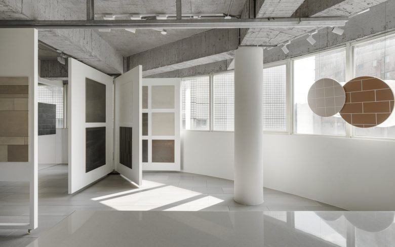 伊奥尼安瓷砖画廊