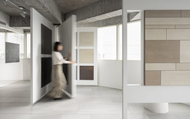 伊奥尼安瓷砖画廊