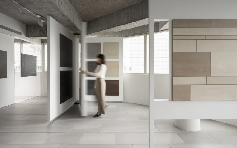 伊奥尼安瓷砖画廊