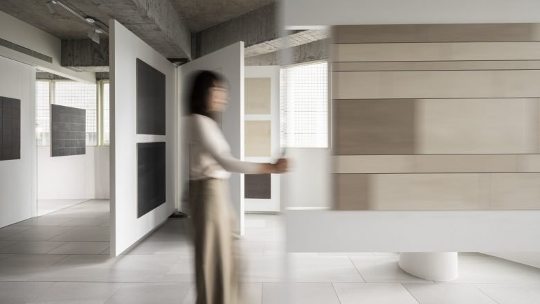 伊奥尼安瓷砖画廊