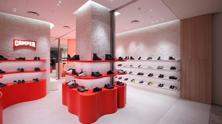 CAMPER PANGYO STORE BY DesignAD4M – 韩国京畿道