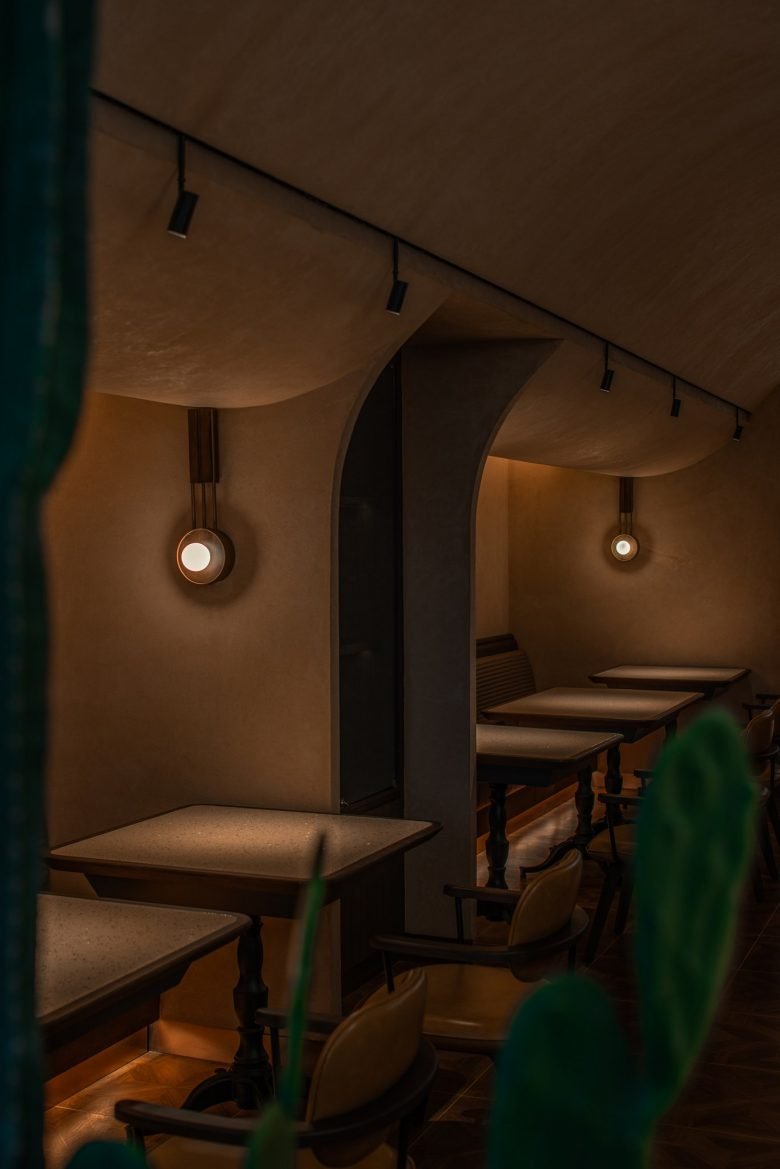 明城商城的 BURANO 意大利餐厅——多款简约设计