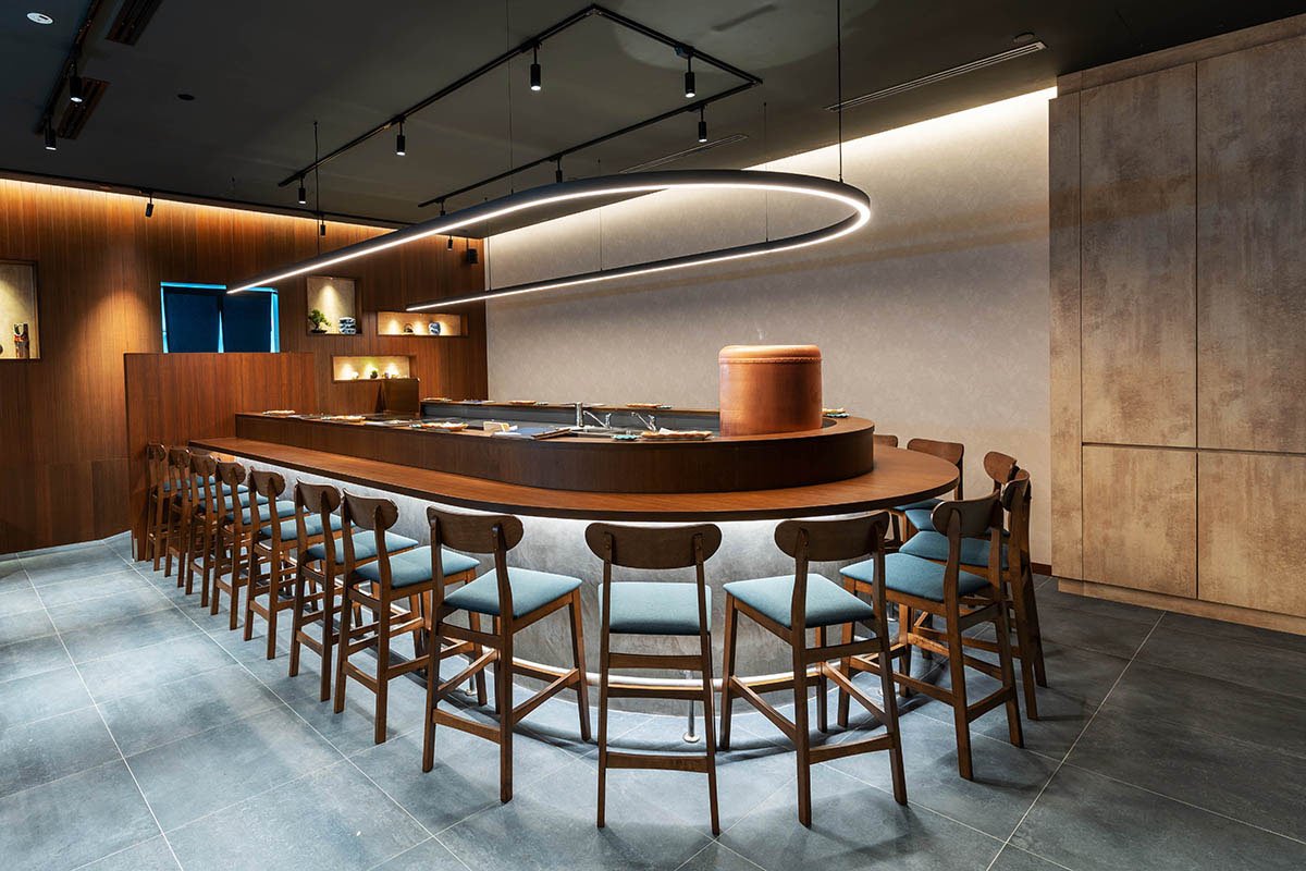 清酒餐厅 标志性的圆形柜台