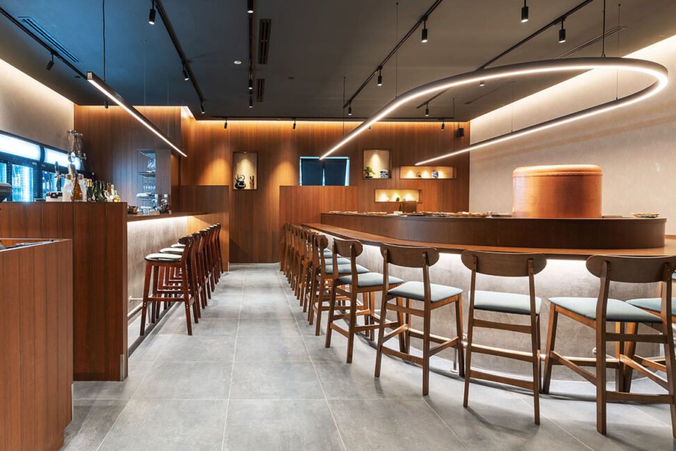 清酒餐厅 标志性的圆形柜台