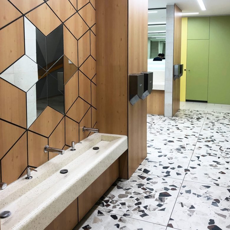 莫斯科 KMarchitects 的普希金诺公园购物中心