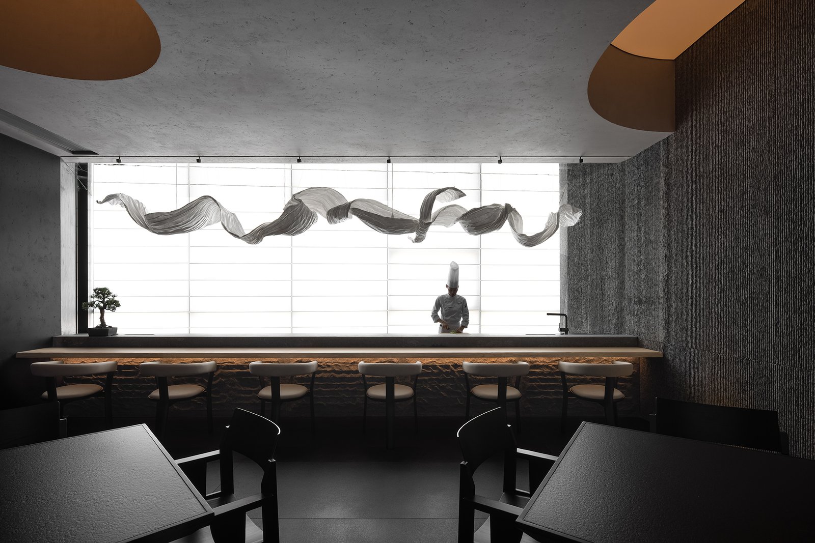 JG PHOENIX 的 SENSE 寿司实验室