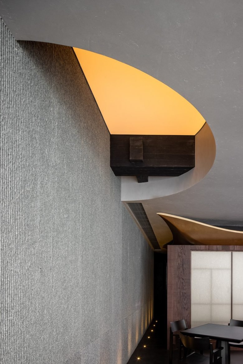 JG PHOENIX 的 SENSE 寿司实验室