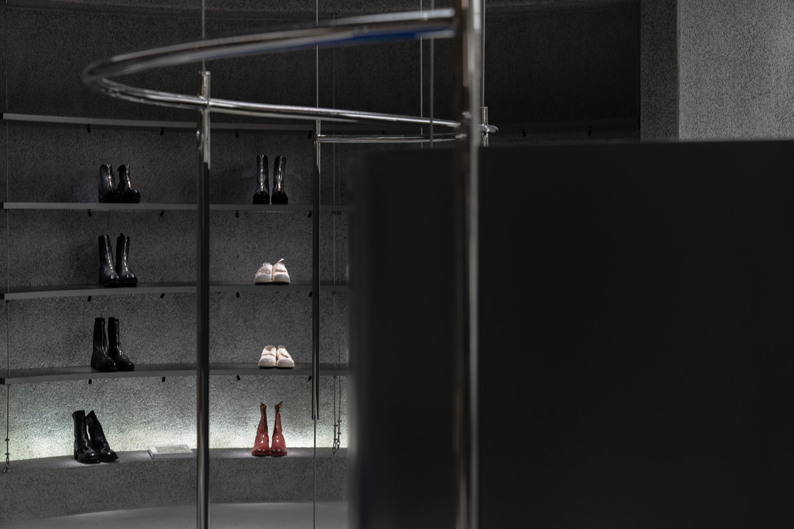 拥抱 x UMA WANG 新概念店