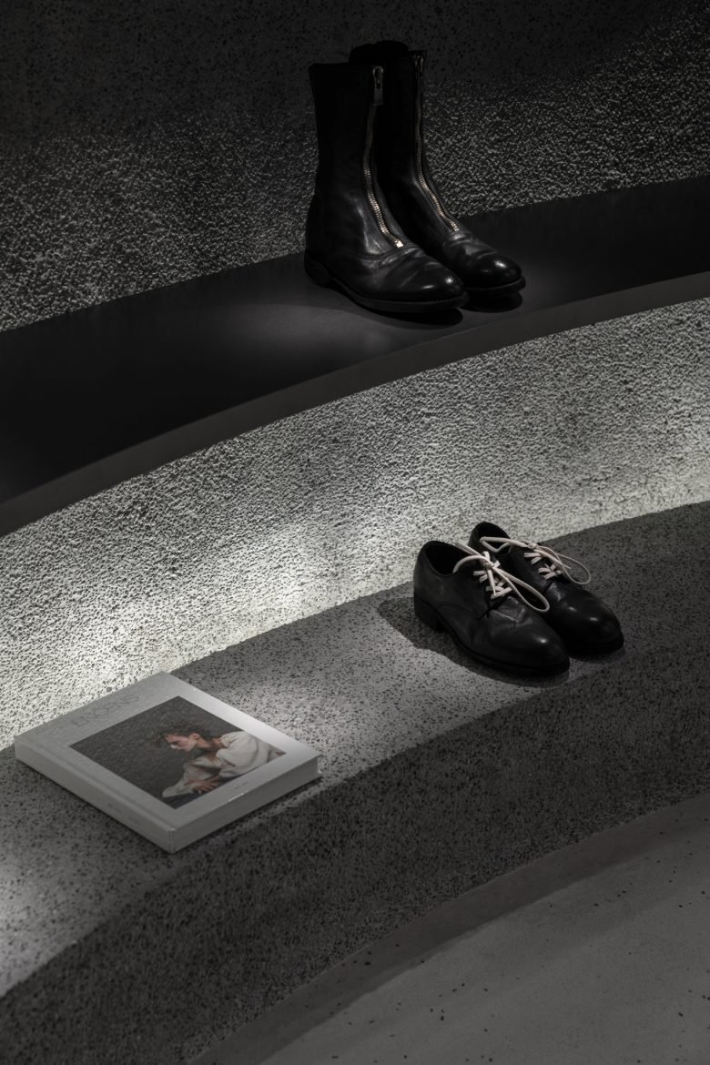 拥抱 x UMA WANG 新概念店