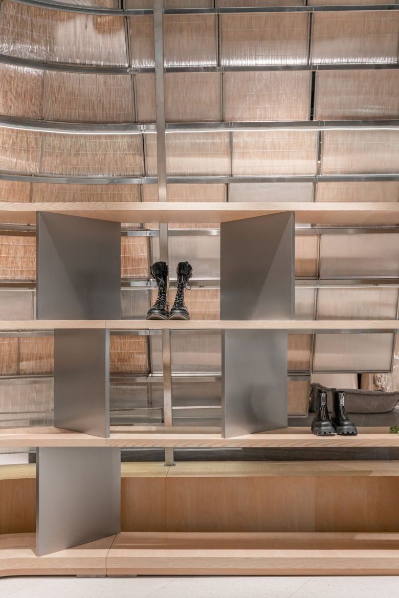 TFD 中国深圳旗舰店 by PMT Partners