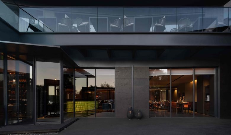 诗酒（索拉纳）