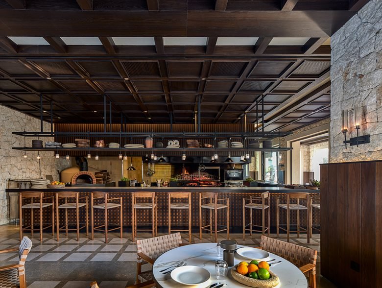 Alma 餐厅 – Side