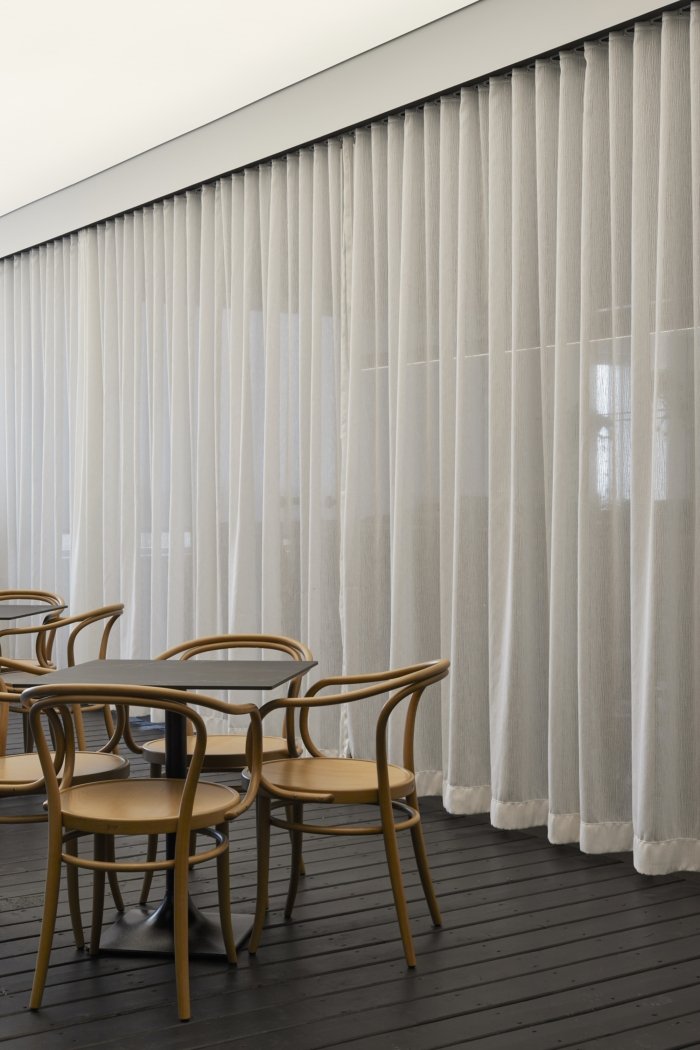 ACDF Architecture 的 2K 办公室