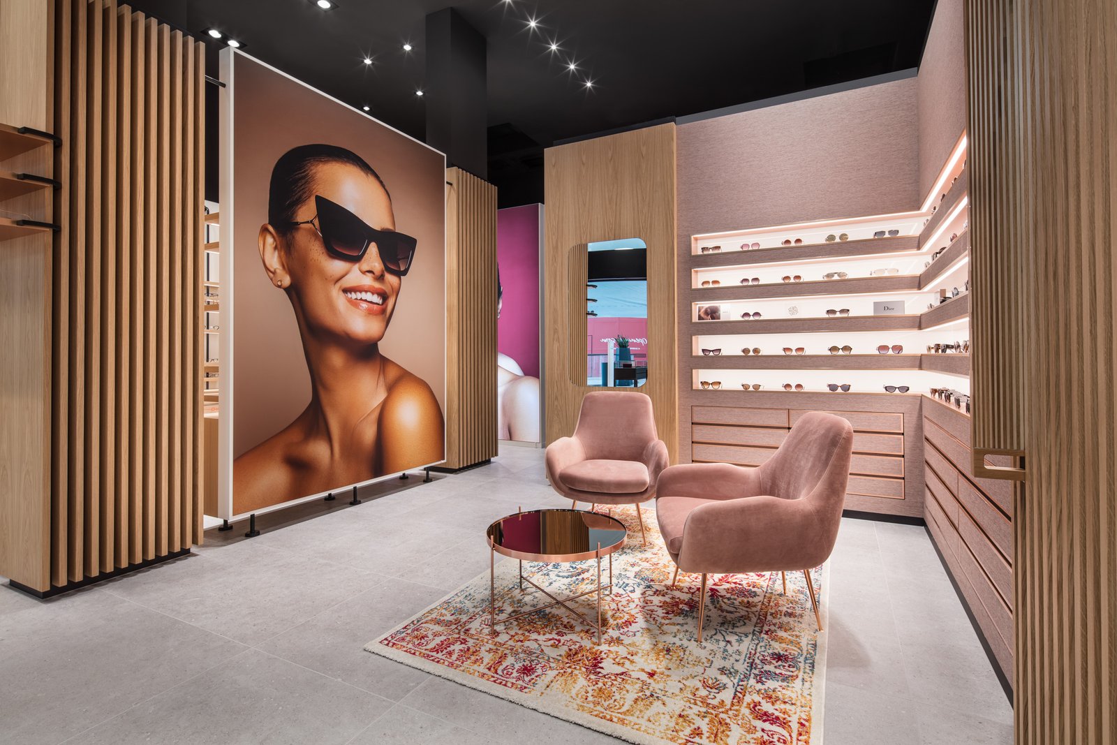 Optik Moitzheim，Cloche d’or，卢森堡 (Lux)