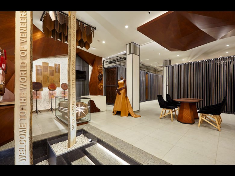 世纪层 I 平方英尺 2205 | 德里 – 印度