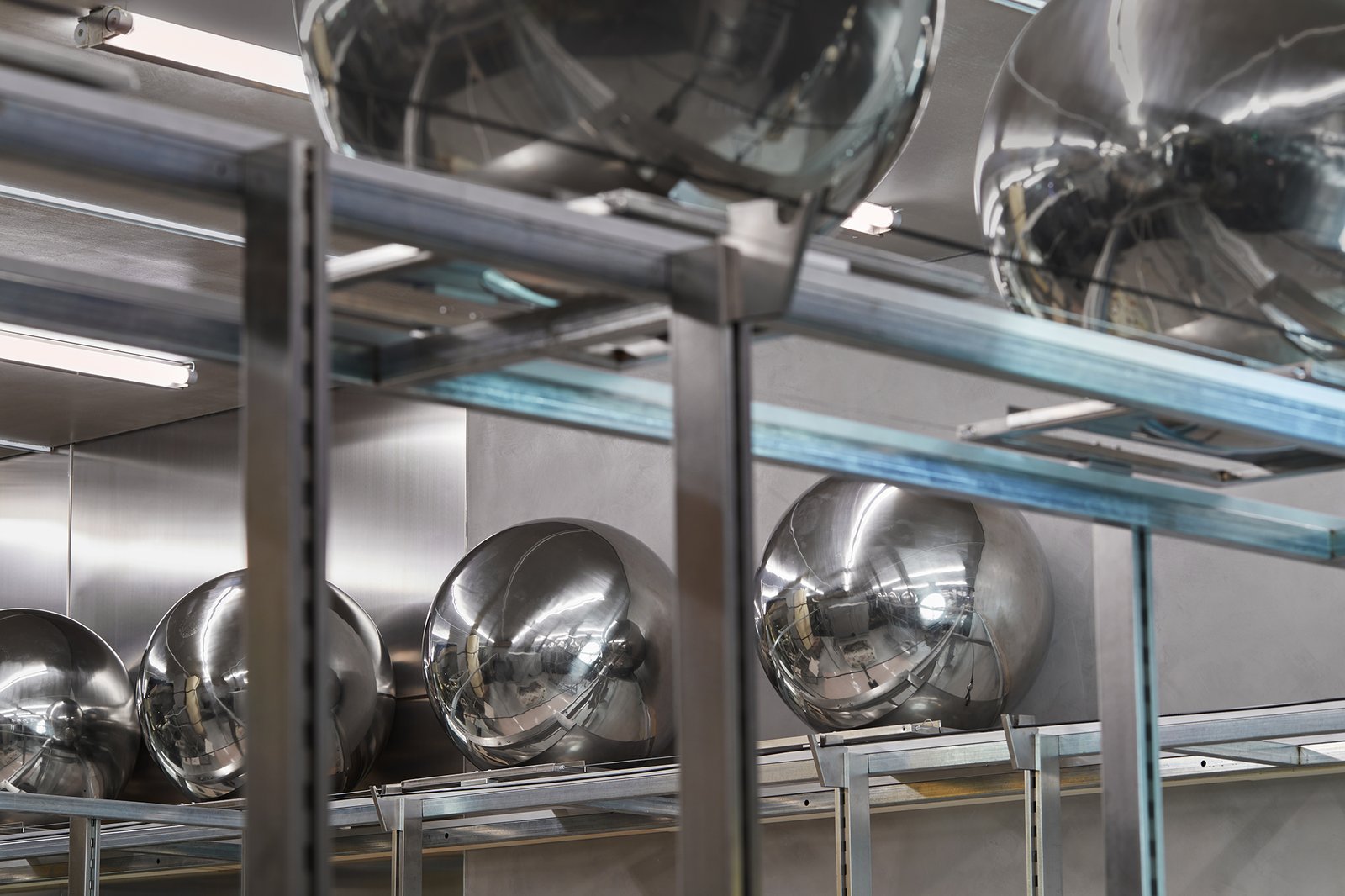 PEU À PEU 由 Sò Studio 设计